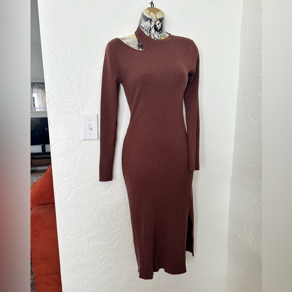 🔥 Böhme Chocolate Brown Fitted Cutout Midi-dress. Small BNWOT - Picture 2 of 8